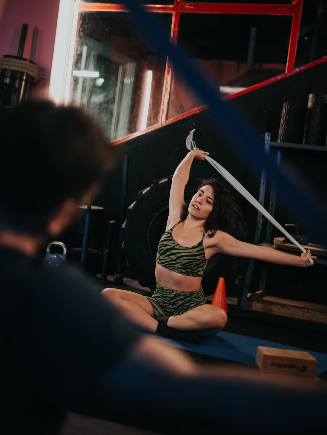 YOGA - Circus Strongman - Φωτογραφία 1